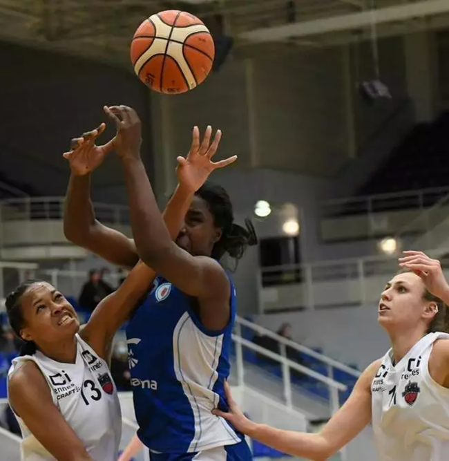 Match Choc, Poissy en NM2  –                    Championnat de France